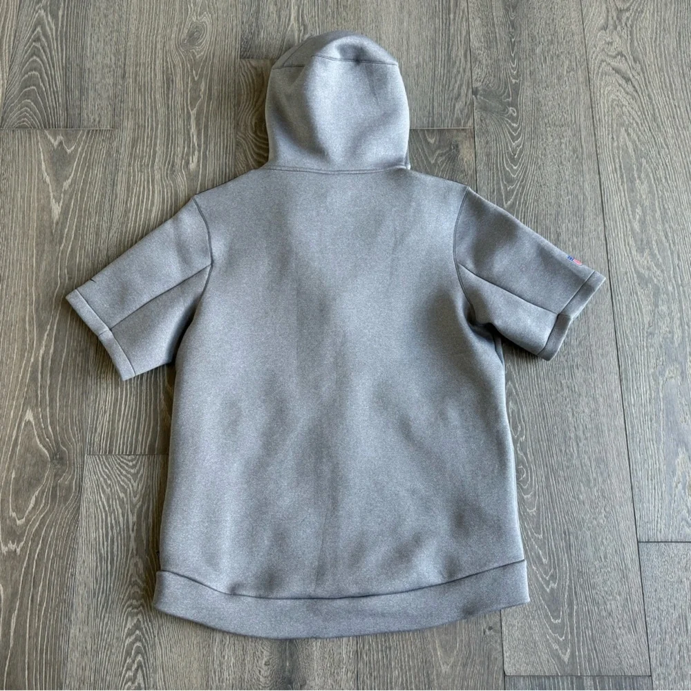 Nike NFL Pittsburgh Steelers Sideline Show Out Short Sleeve Hoodie in Gray
